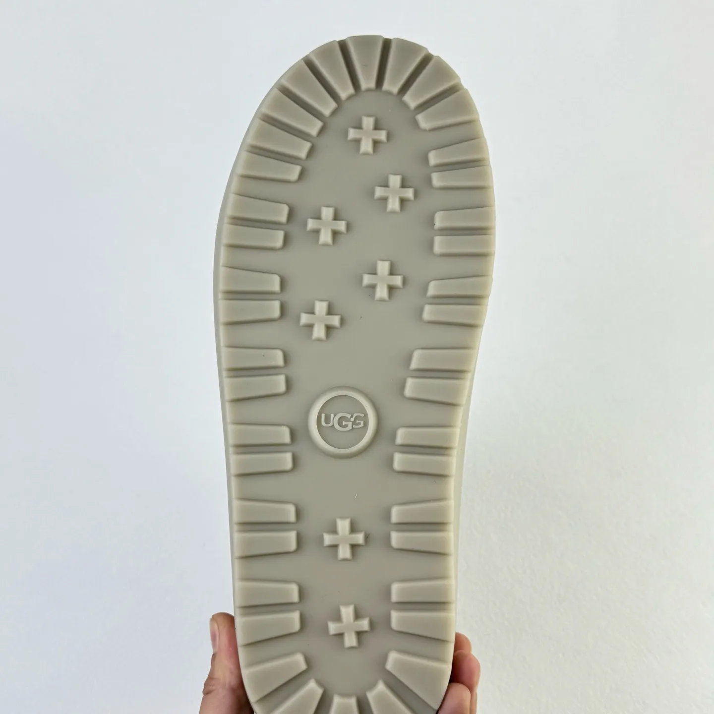 Pick up locally 💰760 Core recommendation Good price Size correction Men's and women's shoes UGG Mini Lace-Up Weather dual-purpose detachable winter neutral snow boots 1120849 Overseas shopping high-end retail version Combination midsole is lightweight and non-slip Real sheep fur integrated Size: 35 36 37 38 39 40 41 42 43 44 45 46